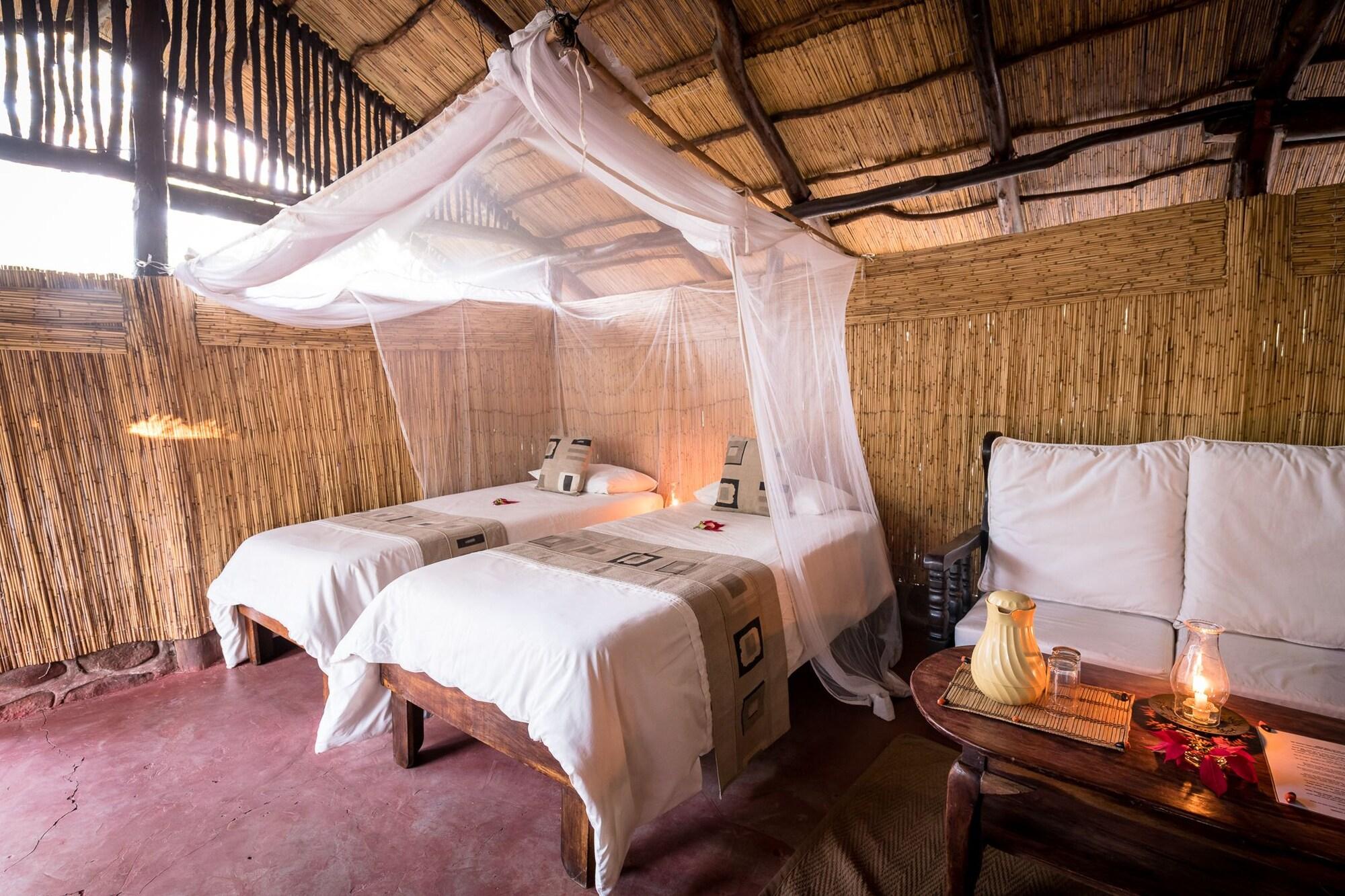 Taita Falcon Lodge Mukuni Exteriér fotografie