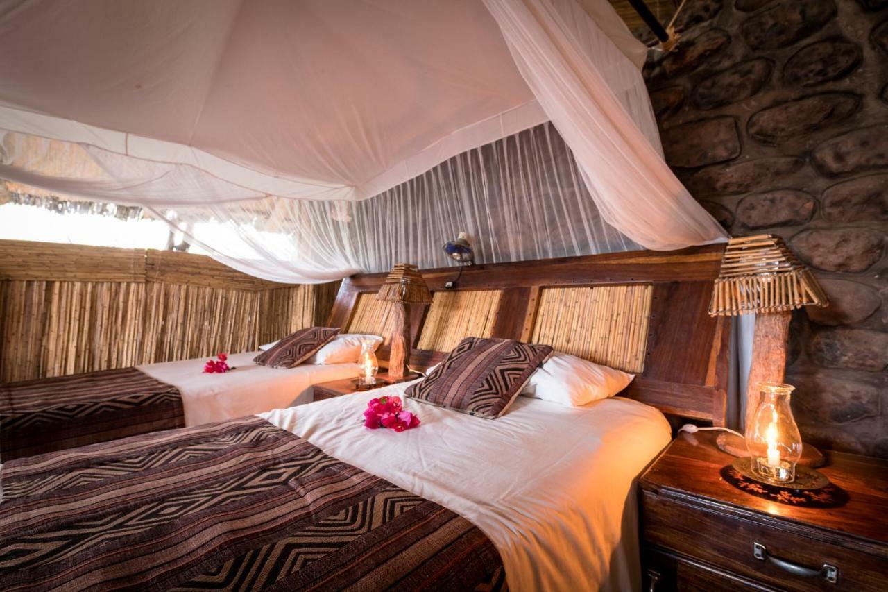 Taita Falcon Lodge Mukuni Exteriér fotografie